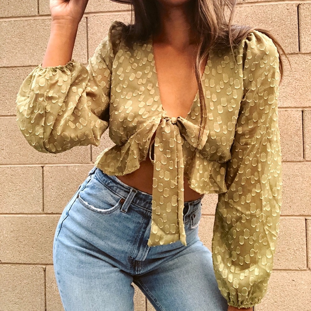Tie crop top